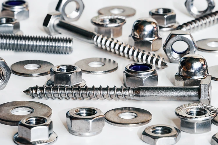 Insieme di componenti industriali per aziende di Reggio Emilia